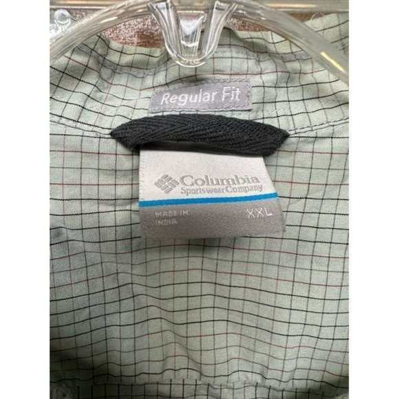 Columbia Men's Regular Fit Short Sleeve‎ Button Up Size XXL - Picture 2 of 4